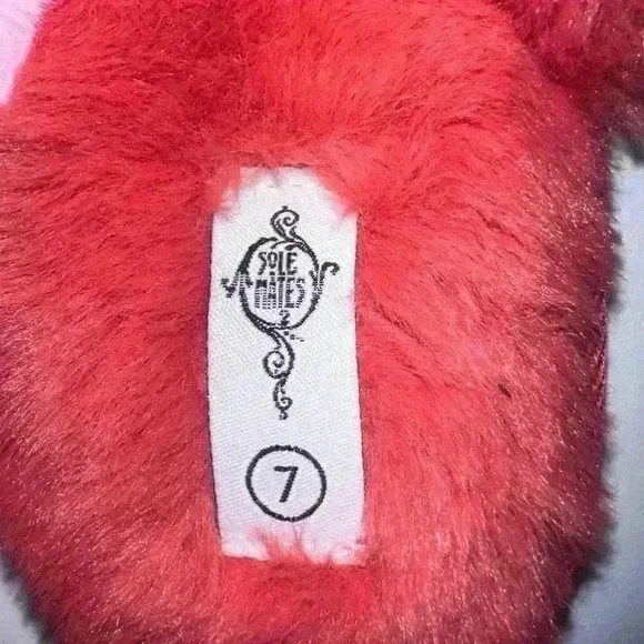 Sole Mates Slippers for Woman! Size 7 Red & Pink / Cozy!! Faux Fur!! - Picture 6 of 8